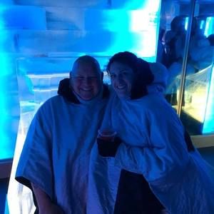 Meet your Posher, Robin